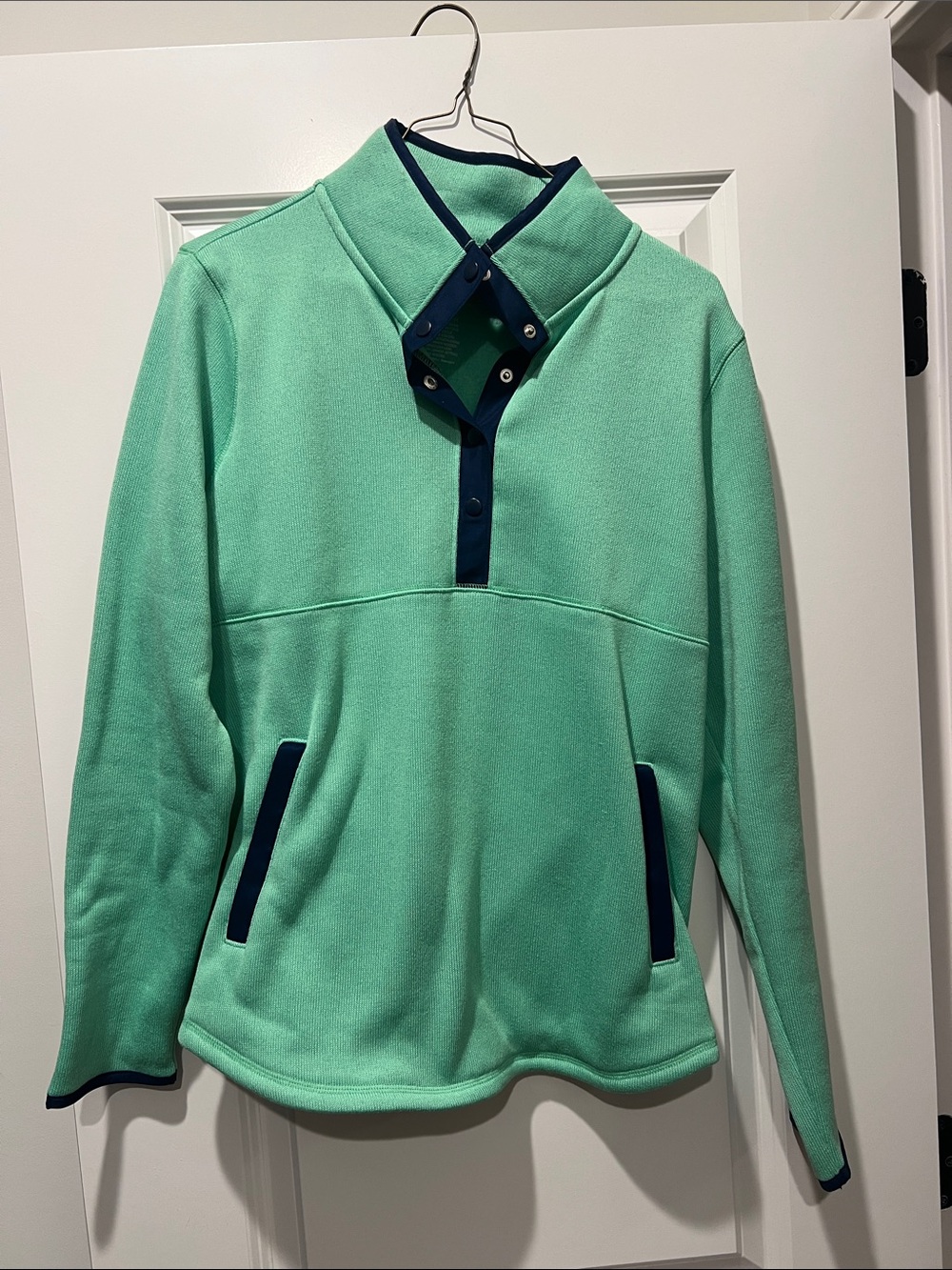 Women’s Mint Green Pullover Fleece Sweater with Navy Trim